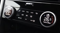 2020 (70) LAND ROVER COMMERCIAL DISCOVERY 3.0 D300 HSE Commercial Auto 5375658