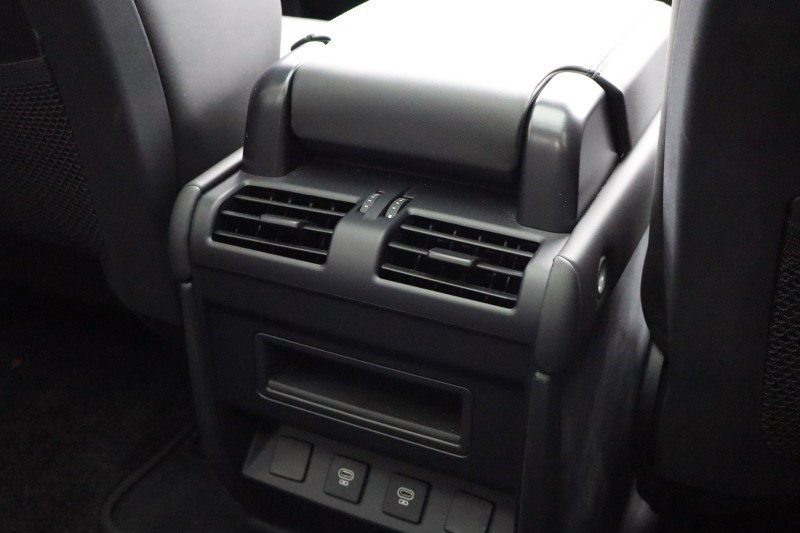 2024 (74) LAND ROVER DEFENDER 3.0 D250 X-Dynamic HSE 90 3dr Auto 5363711