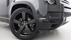 2024 (74) LAND ROVER DEFENDER 3.0 D250 X-Dynamic HSE 90 3dr Auto 5363706