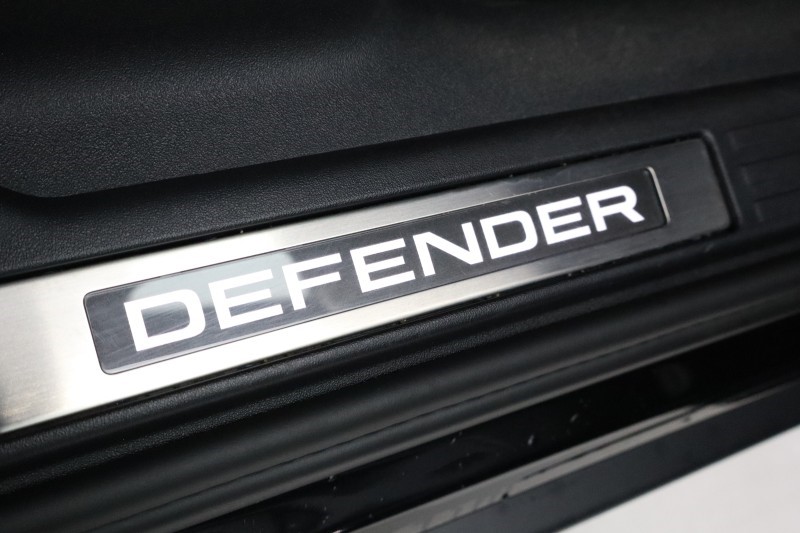 2024 (74) LAND ROVER DEFENDER 3.0 D250 X-Dynamic HSE 90 3dr Auto 5363701