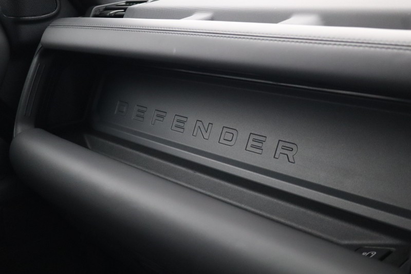 2024 (74) LAND ROVER DEFENDER 3.0 D250 X-Dynamic HSE 90 3dr Auto 5363730