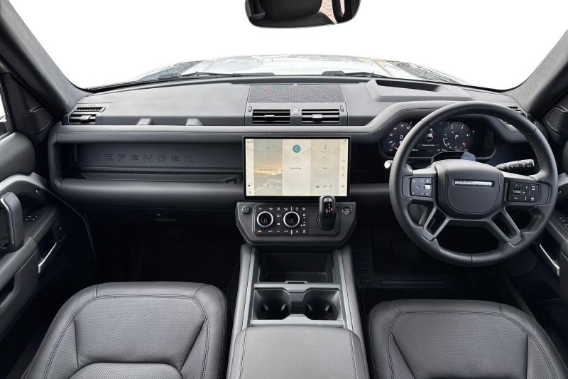 2026 (26) LAND ROVER DEFENDER 3.0 D350 X-Dynamic HSE 110 5dr Auto 5863160