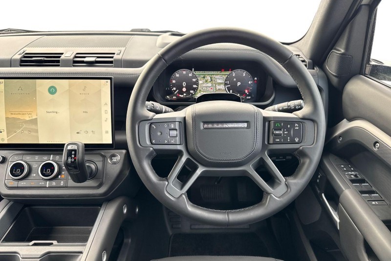 2026 (26) LAND ROVER DEFENDER 3.0 D350 X-Dynamic HSE 110 5dr Auto 5863166