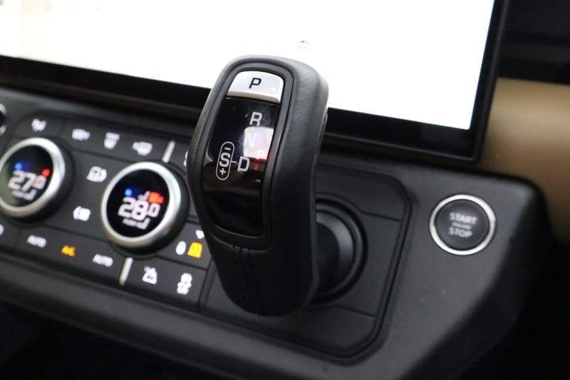 2025 (75) LAND ROVER DEFENDER 3.0 D250 X-Dynamic HSE 90 3dr Auto 5388278