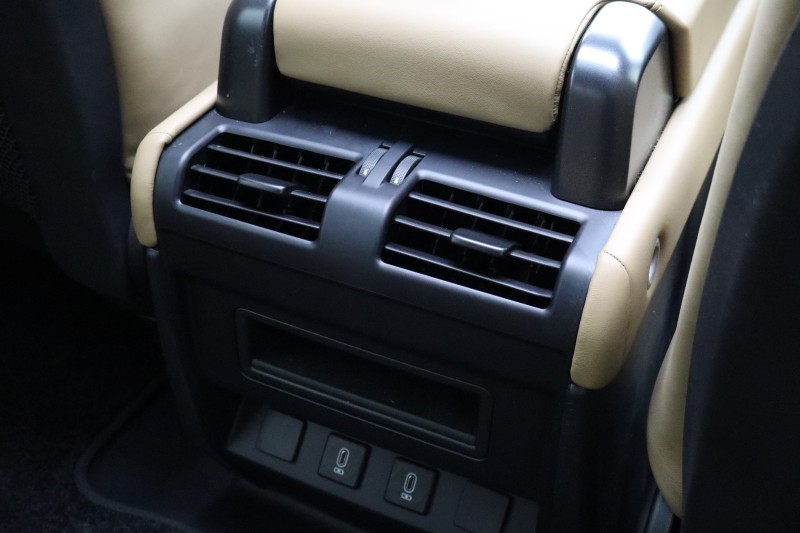 2025 (75) LAND ROVER DEFENDER 3.0 D250 X-Dynamic HSE 90 3dr Auto 5388272