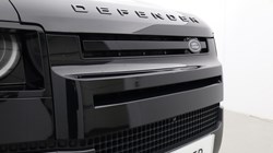 2025 (75) LAND ROVER DEFENDER 3.0 D250 X-Dynamic HSE 90 3dr Auto 5388240