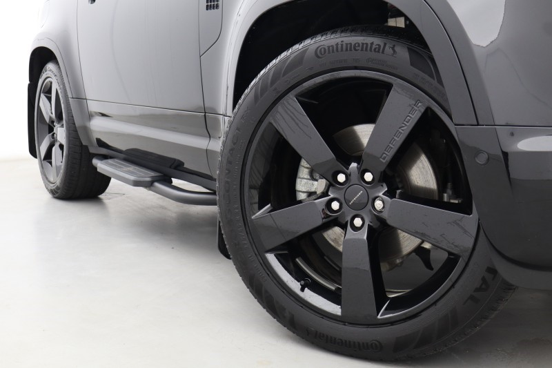 2025 (75) LAND ROVER DEFENDER 3.0 D250 X-Dynamic HSE 90 3dr Auto 5388252