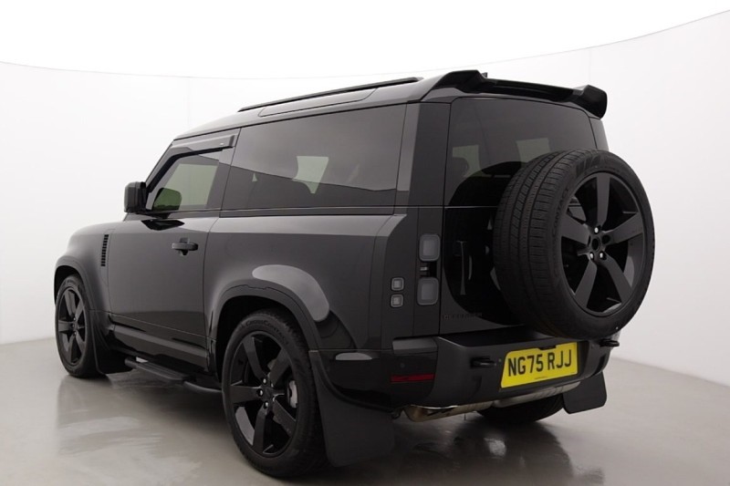 2025 (75) LAND ROVER DEFENDER 3.0 D250 X-Dynamic HSE 90 3dr Auto