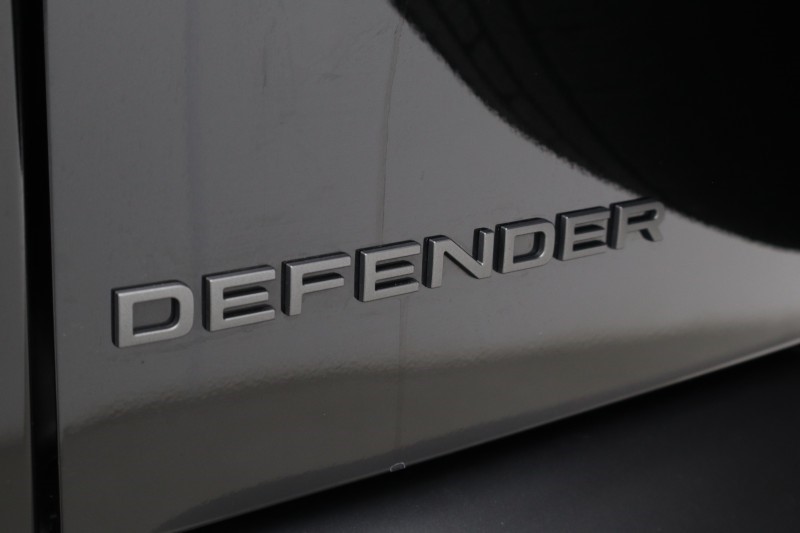 2025 (75) LAND ROVER DEFENDER 3.0 D250 X-Dynamic HSE 90 3dr Auto 5388245