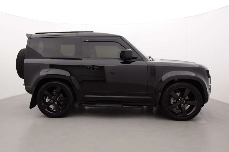 2025 (75) LAND ROVER DEFENDER 3.0 D250 X-Dynamic HSE 90 3dr Auto 5388228