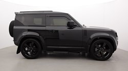 2025 (75) LAND ROVER DEFENDER 3.0 D250 X-Dynamic HSE 90 3dr Auto 5388228
