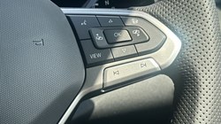 VOLKSWAGEN T-ROC 1.5 eTSI 150 R-Line 5dr DSG 5443807