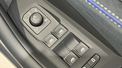 VOLKSWAGEN PASSAT 2.0 TSI R-Line 5dr DSG 5744618