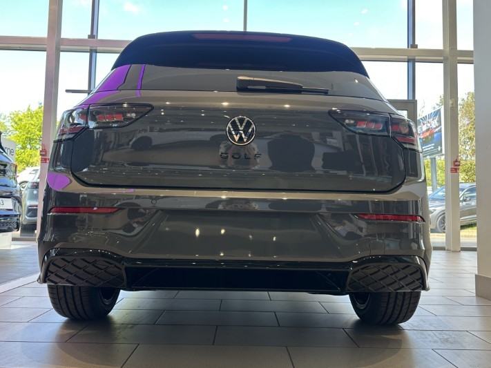  VOLKSWAGEN GOLF 1.5 TSI 150 Black Edition 5dr 5388348
