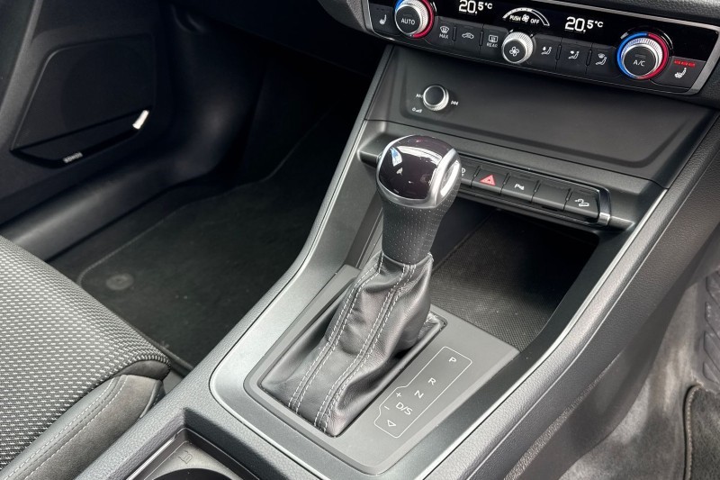 2022 (22) AUDI Q3 40 TFSI Quattro S Line 5dr S Tronic 5411677
