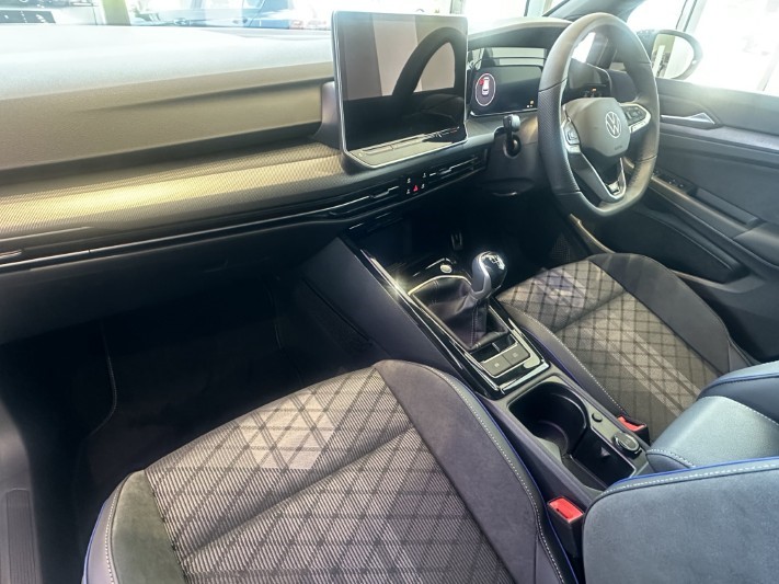  VOLKSWAGEN GOLF 1.5 TSI 150 Black Edition 5dr 5388367