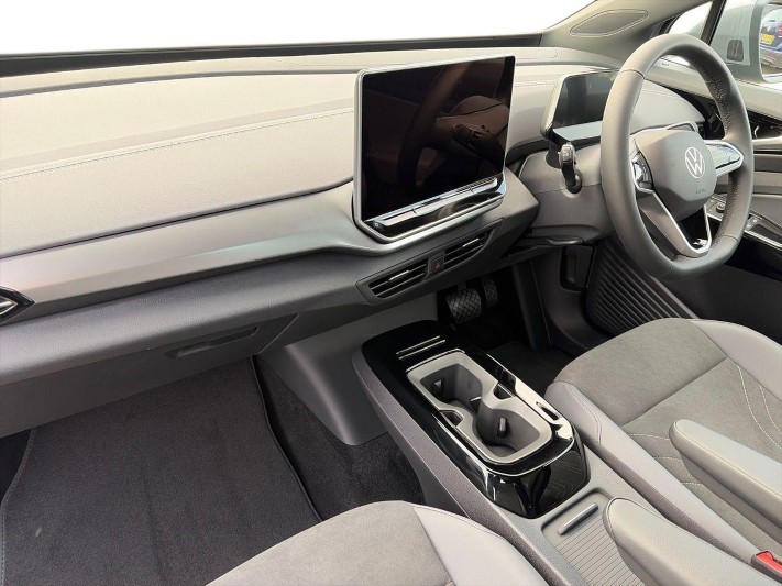  VOLKSWAGEN ID.4 125kW Essential Pure 52kWh 5dr Auto