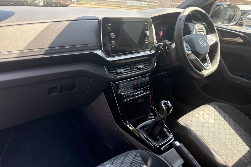  VOLKSWAGEN T-CROSS 1.0 TSI Black Edition 5dr 5440988