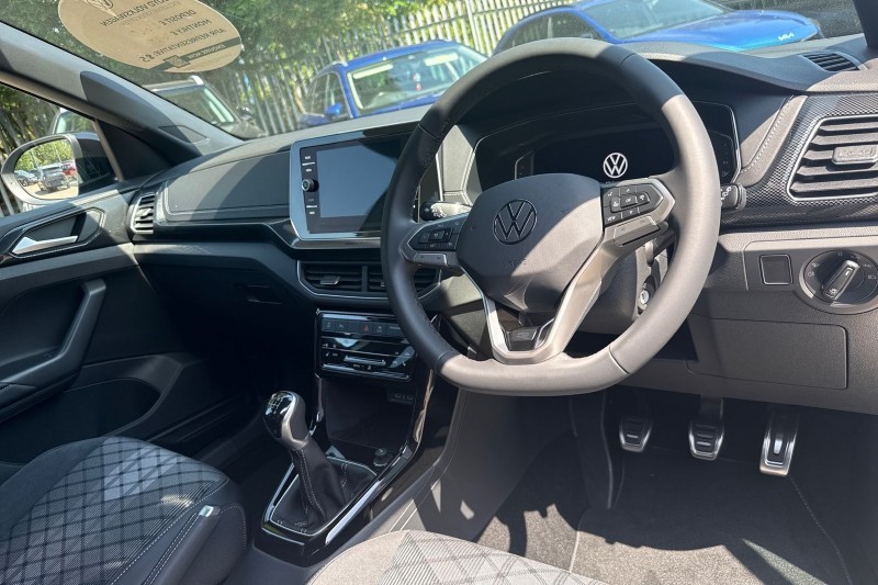  VOLKSWAGEN T-CROSS 1.0 TSI Black Edition 5dr 5440968