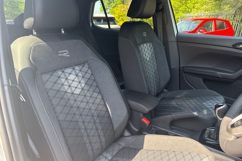  VOLKSWAGEN T-CROSS 1.0 TSI Black Edition 5dr 5440974