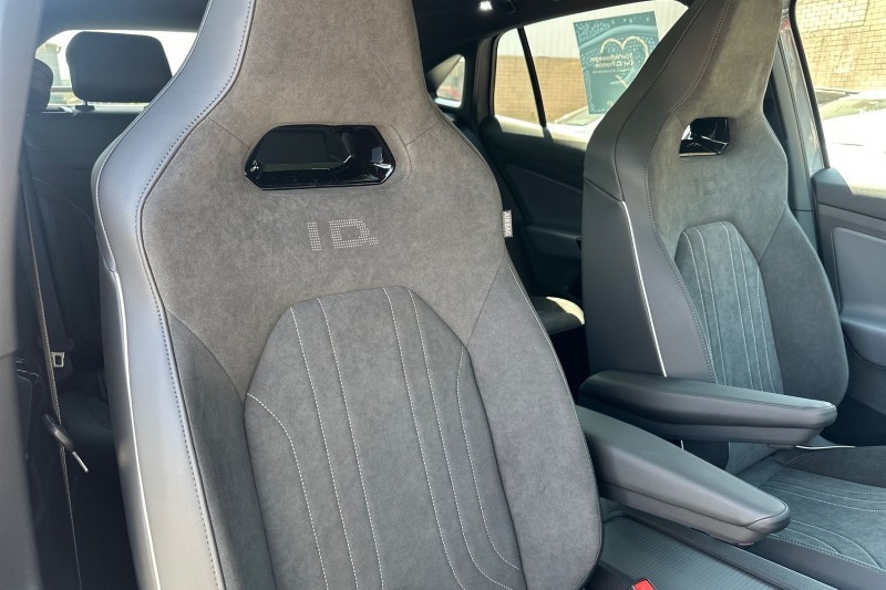  VOLKSWAGEN ID.5 210kW Black Edition Pro 77kWh 5dr Auto 5440874