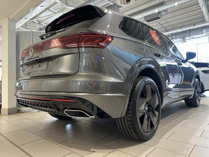  VOLKSWAGEN TOUAREG 3.0 V6 TDI 4Motion 286 Final Edition 5dr Tip Auto 5407735