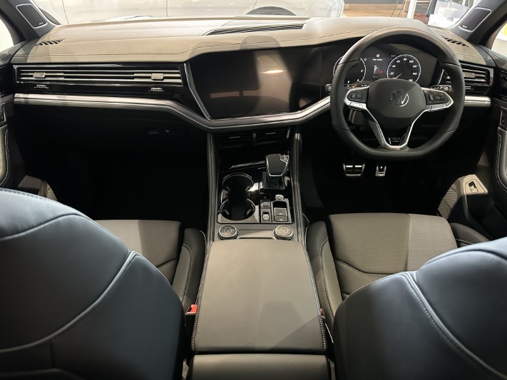 VOLKSWAGEN TOUAREG 3.0 V6 TDI 4Motion 286 Final Edition 5dr Tip Auto 5407748