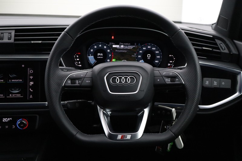 2025 (25) AUDI Q3 35 TFSI Black Edition 5dr S Tronic [20" Alloy] 5411830