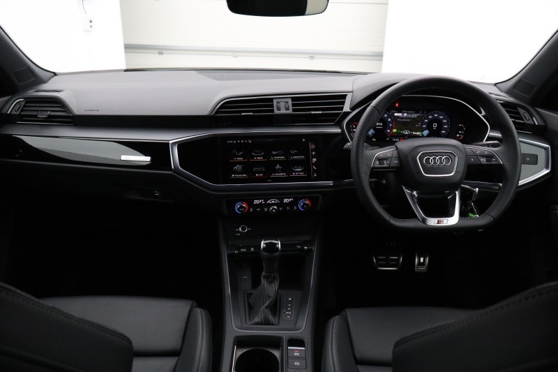 2025 (25) AUDI Q3 35 TFSI Black Edition 5dr S Tronic [20" Alloy] 5411828