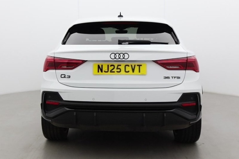 2025 (25) AUDI Q3 35 TFSI Black Edition 5dr S Tronic [20" Alloy] 5411809