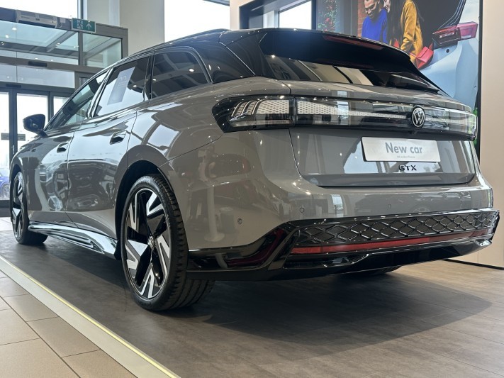  VOLKSWAGEN ID.7 250kW 4MOTION GTX Plus 86kWh 5dr Auto 5432044