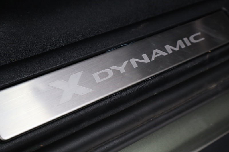 2023 (23) LAND ROVER DEFENDER 3.0 D300 X-Dynamic HSE 110 5dr Auto 5431187