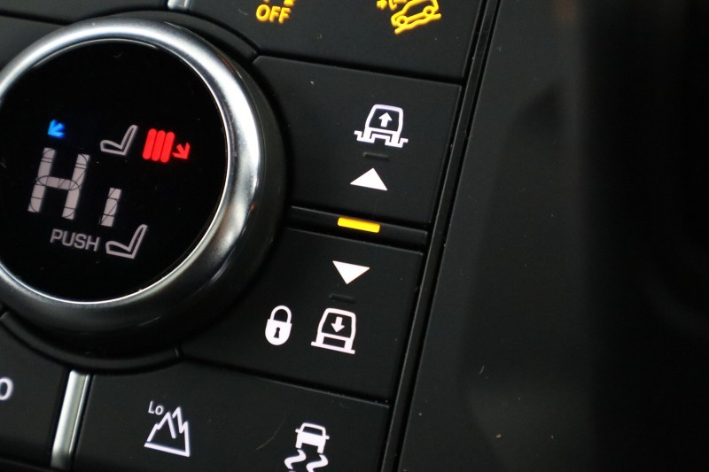 2023 (72) LAND ROVER DEFENDER 3.0 D250 X-Dynamic HSE 110 5dr Auto 5423672