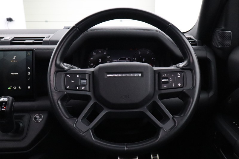 2023 (72) LAND ROVER DEFENDER 3.0 D250 X-Dynamic HSE 110 5dr Auto 5423646