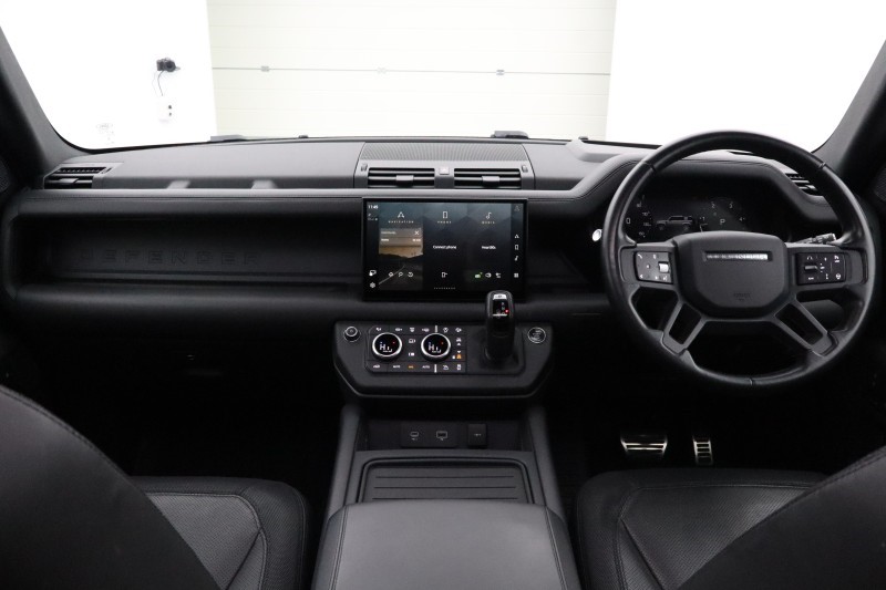 2023 (72) LAND ROVER DEFENDER 3.0 D250 X-Dynamic HSE 110 5dr Auto 5423644