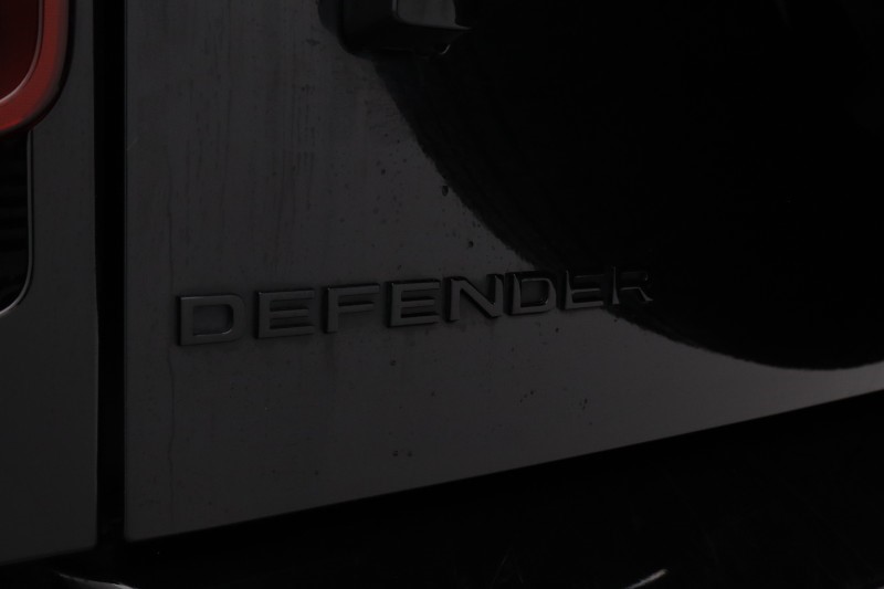 2023 (72) LAND ROVER DEFENDER 3.0 D250 X-Dynamic HSE 110 5dr Auto 5423679