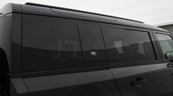 2023 (72) LAND ROVER DEFENDER 3.0 D250 X-Dynamic HSE 110 5dr Auto 5423685