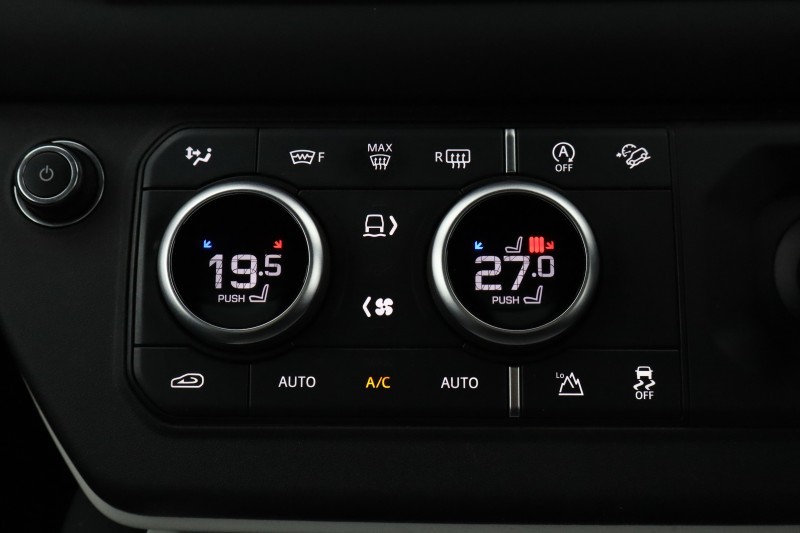 2024 (74) LAND ROVER DEFENDER 3.0 D250 X-Dynamic SE 110 5dr Auto 5409348