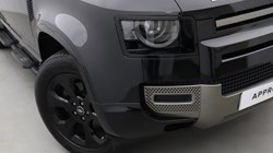 2024 (74) LAND ROVER DEFENDER 3.0 D250 X-Dynamic SE 110 5dr Auto 5409363