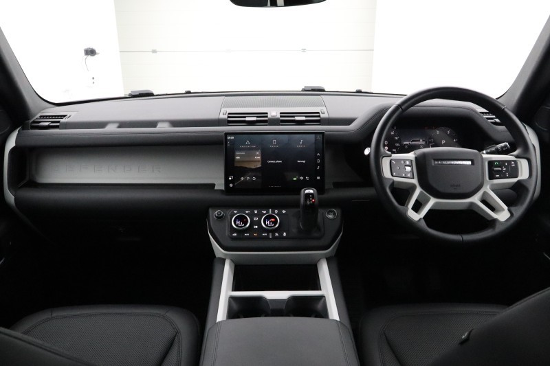 2024 (74) LAND ROVER DEFENDER 3.0 D250 X-Dynamic SE 110 5dr Auto 5409319