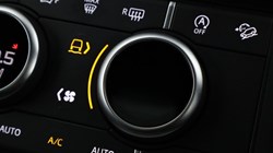 2024 (74) LAND ROVER DEFENDER 3.0 D250 X-Dynamic SE 110 5dr Auto 5409349