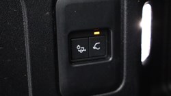 2024 (74) LAND ROVER DEFENDER 3.0 D250 X-Dynamic SE 110 5dr Auto 5409358