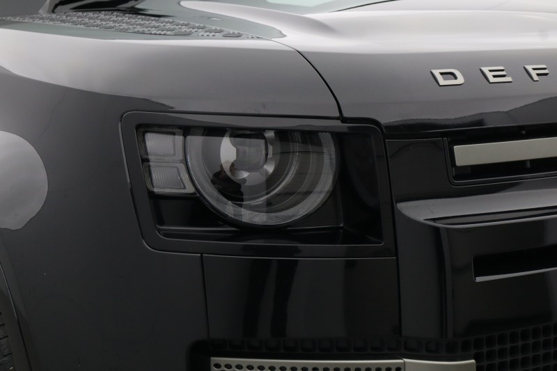 2024 (74) LAND ROVER DEFENDER 3.0 D250 X-Dynamic SE 110 5dr Auto 5409309