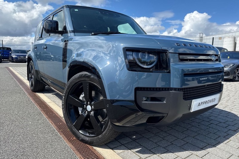 2025 (75) LAND ROVER DEFENDER 2.0 P300e X-Dynamic SE 110 5dr Auto 5419252