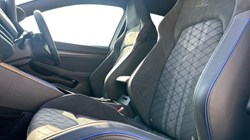 VOLKSWAGEN GOLF 1.5 eTSI 150 R-Line 5dr DSG 5438879