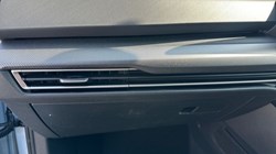 VOLKSWAGEN GOLF 1.5 eTSI 150 R-Line 5dr DSG 5438902
