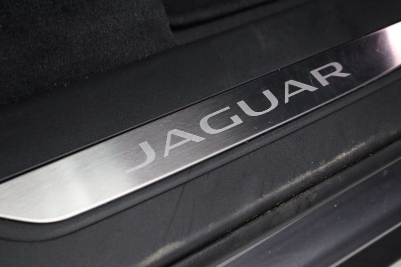 2023 (23) JAGUAR F-PACE 3.0 P400 Sport 5dr Auto AWD 5423101