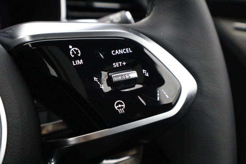 2023 (23) JAGUAR F-PACE 3.0 P400 Sport 5dr Auto AWD 5423104