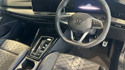 VOLKSWAGEN GOLF 1.5 eTSI 150 Black Edition 5dr DSG 5483204