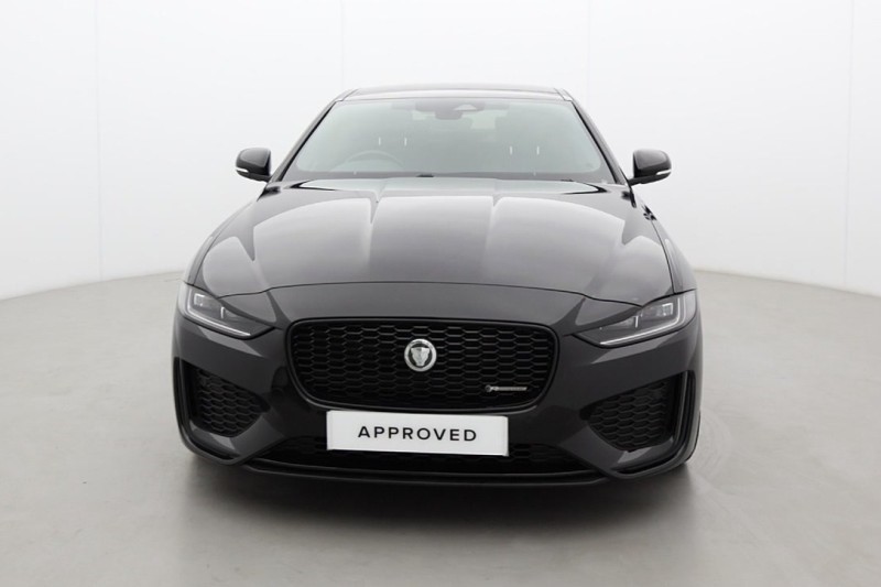 2023 (73) JAGUAR XE 2.0 D200 R-Dynamic SE Black 4dr Auto 5428047